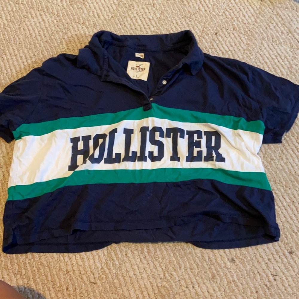 NWOT Hollister women’s cropped stretchy polo!